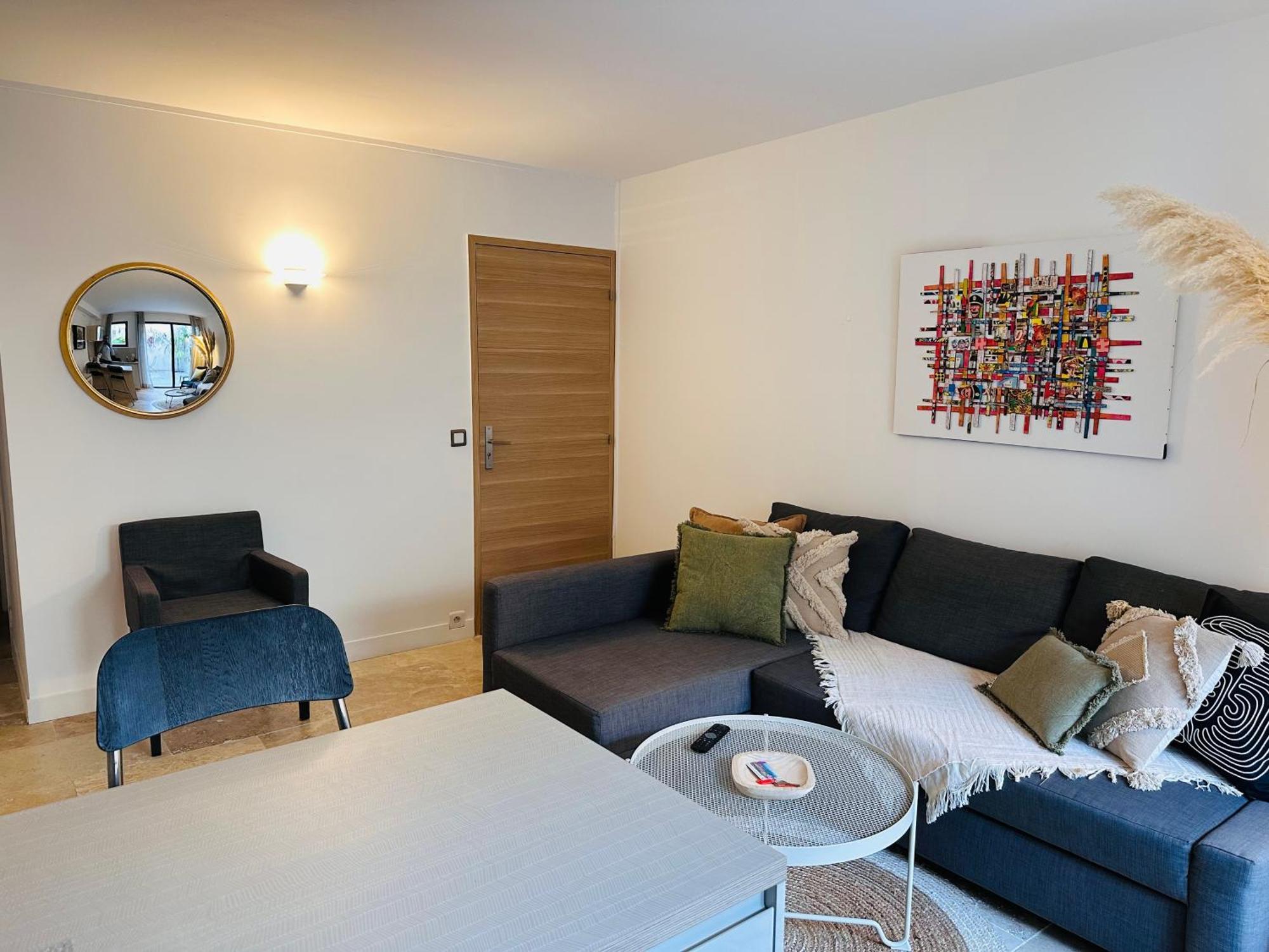 3 Etoiles Terrasse Ou Patio Intra-muros *